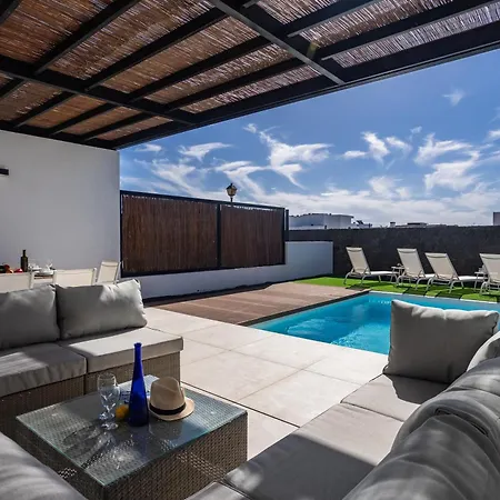 Villa Serena 30 *