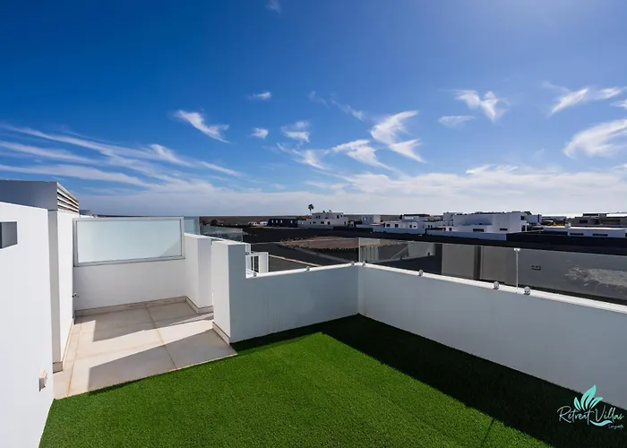Villa Serena 30 *